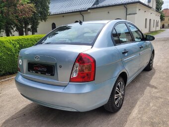 Hyundai Accent 1.4 16v NOVÁ EK/TK - 3