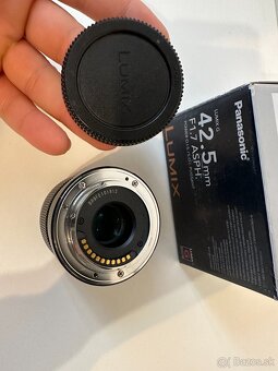 Panasonic Lumix 42,5 mm F1,7 ASPH Power OIS čierny - 3