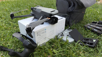 DJI Mavic 3 Fly More Combo + DJI MINI 2 - 3