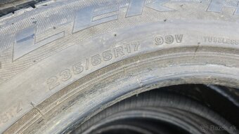 Letne pneu 235/55 r17 99v - 3