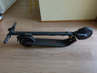 Ninebot by Segway KickScooter E25E - 3