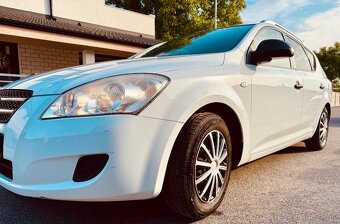 KIA Ceed - 3