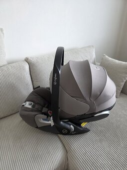 CYBEX Cloud Z i-Size Vajíčko+ zakladna - 3