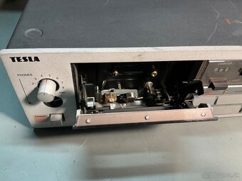 Magnetofón Tesla SM261 - 3