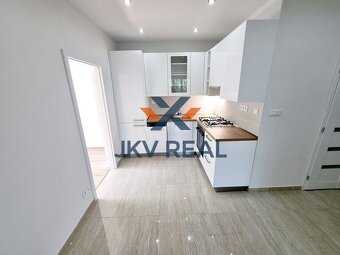 ZNÍŽENÁ CENA ČERSTVO ZREKONŠTRUOVANÝ 3,5-IZBOVÝ BYT, STARÉ - 3