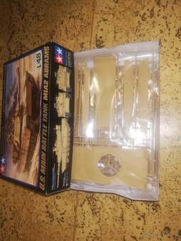 Maketa na skladanie tank abrams - 3