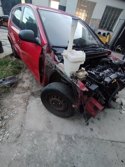 Rozpredám Hyundai i30 - 3
