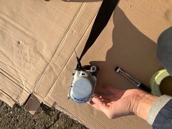 VW TIGUAN II 5NA zadni pasy 15-20 pravy levy - 3