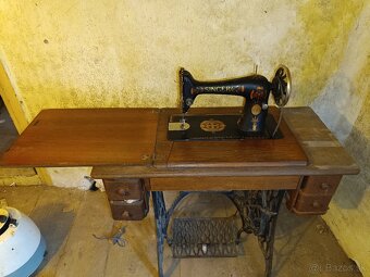Sijaci stroj Singer - 3