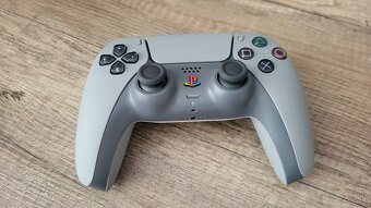 Dualsense 30th Anniversary - 3