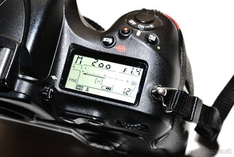 Nikon D810 + Příslušenství - 3