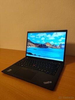 ThinkPad T14s Gen 3 | i5 • 8GB • 256GB SSD - 3