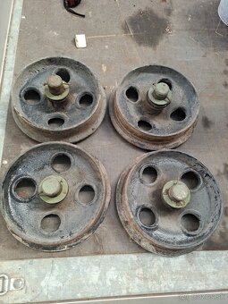 Kolesa na kolajnice - 3