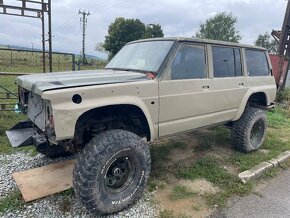 NISSAN PATROL Y60 2,8 - 3