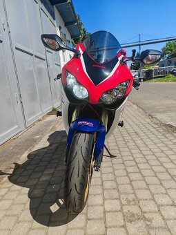 HONDA CBR 1000RR - 3