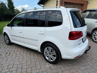 Volkswagen Touran 2,0 TDi Dsg 7miest - 3