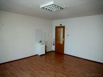 Prenájom nebytového priestoru v centre Lučenca - 3