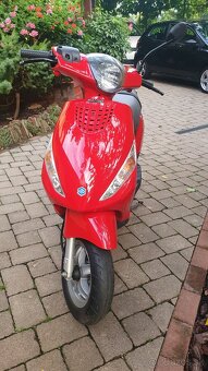 Skúter Piaggio ZIP 50 4T - 3