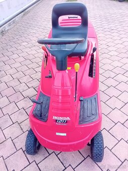 Traktorova kosačka Honda - 3