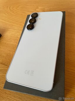 SAMSUNG GALAXY S25 256GB ICY BLUE - 3