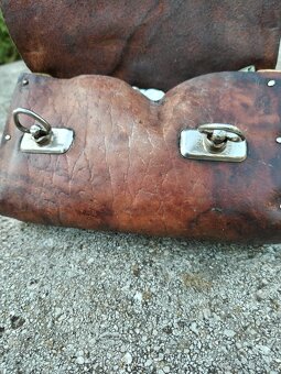 Vyzn, Kožená taštička na náradie a dokumenty. - 3