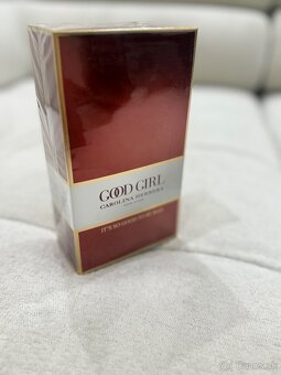 Parfem Carolina Herrera - 3