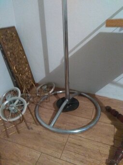 KOVOVý VEšIAK 185CM - 3