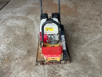 Vybracna zaba BOMAG - 3