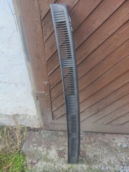 Zadné krídlo n kapotu - 3