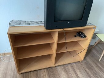 Skrine + pisaci stol a stolicka - 3