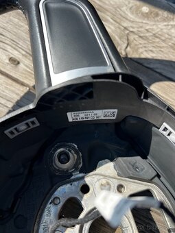 Audi 4-ramenný volant - 3