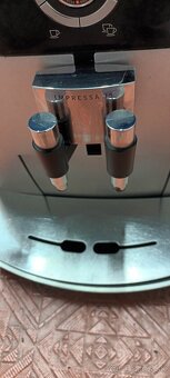 Predam kavovar jura j5 - 3