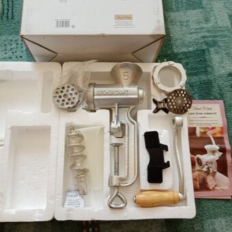 mlynček na mäso KitchenCraft č.5 - 3