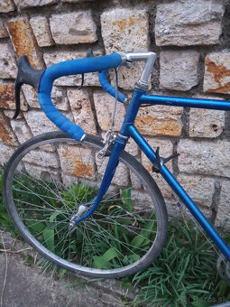 Predam modry cestny bicykel - 3