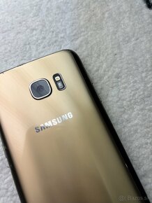 Samsung Galaxy S7 Edge + Samsung Gear VR - 3
