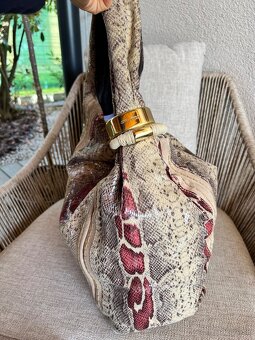 Predam znackovu kabelku Jimmy Choo - 3