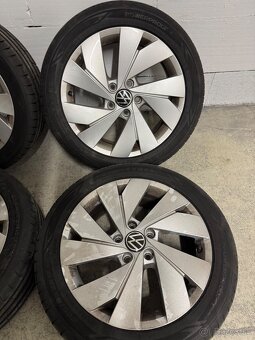 225/45r17 - 3