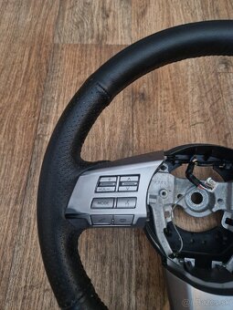 Volant Subaru Outback - 3