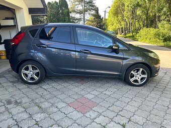 Ford fiesta - 3