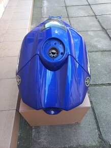 Yamaha YZF R1 - 3