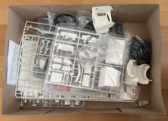 Revell Kenworth W900 Wrecker - 3