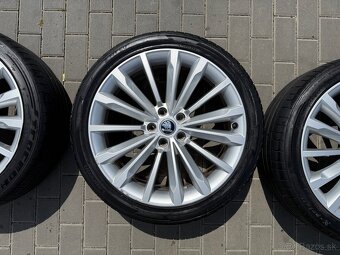 Predam r19 Trinity 5x112 8j et44 letné pneu - 3