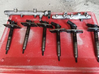 Predam plne funkcne vstrekovace audi 2.7 140kw - 3