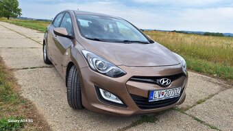 Hyunda i30 - 3