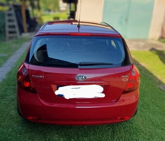Predám Kia Ceed 1.6 CRDi (66 kW) - 3