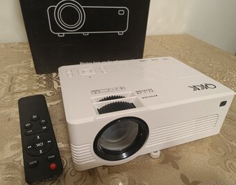 Wifi LED projektor QKK so 4K podporou - 3