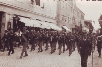 Odznak pluku Hochu-und-deutschmeister Nr. 4 - 3