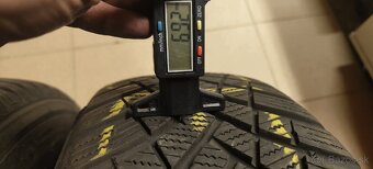 Zimné Hankook Winter icept RS3 215/65/16 98H - 3