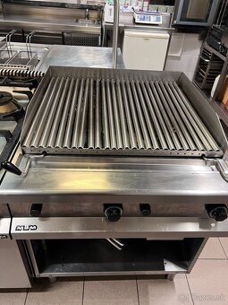 Plynový lávový grill - 3