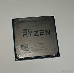AMD Ryzen 7 2700 - 3